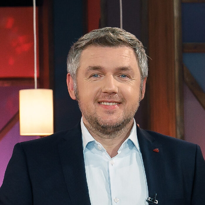 Где сейчас Дмитрий Карпачев в 2025 ? Куда делся и пропал ?