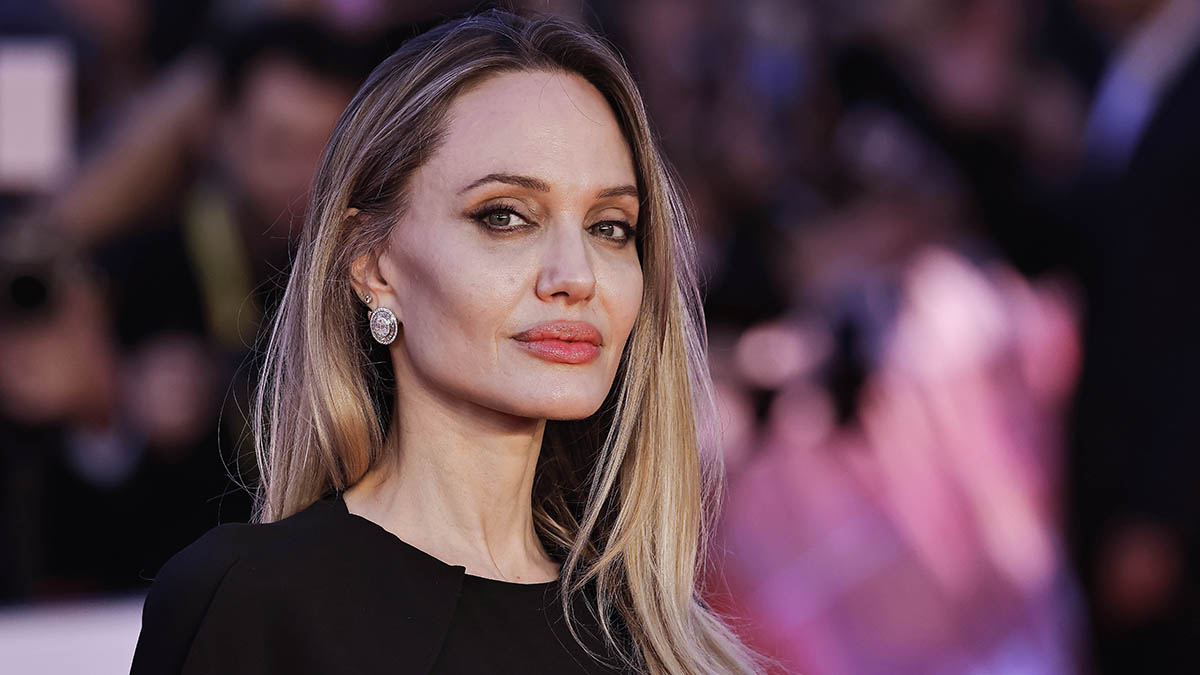 Что делает Анджелина Джоли сейчас — как выглядит в 2025 году