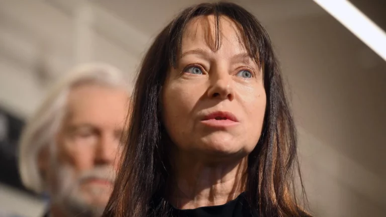 kmo_189805_00466_1-768x432