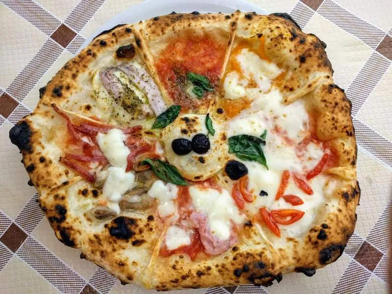 Short Road Pizza – Лондон, Велика Британія  / фото ThetravelList