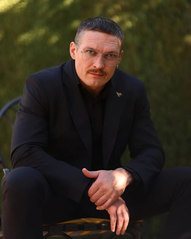 Сколько Детей У Усика: Личная Жизнь и Семейное Благополучие Чемпиона