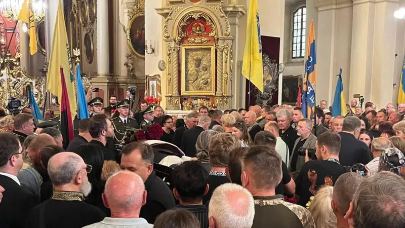 Парубій Де Зараз: текущая деятельность и основные факты из жизни