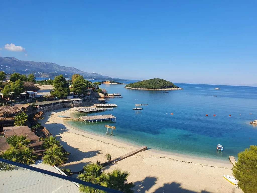 Пляж Ксаміл / фото Tripadvisor