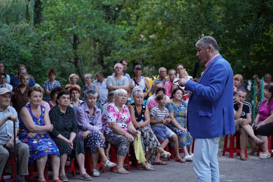 Евгений Червоненко: настоящая фамилия и ключевые моменты жизни