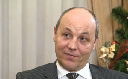 Хто Такий Андрій Парубій: біографія, кар'єра та особисте життя
