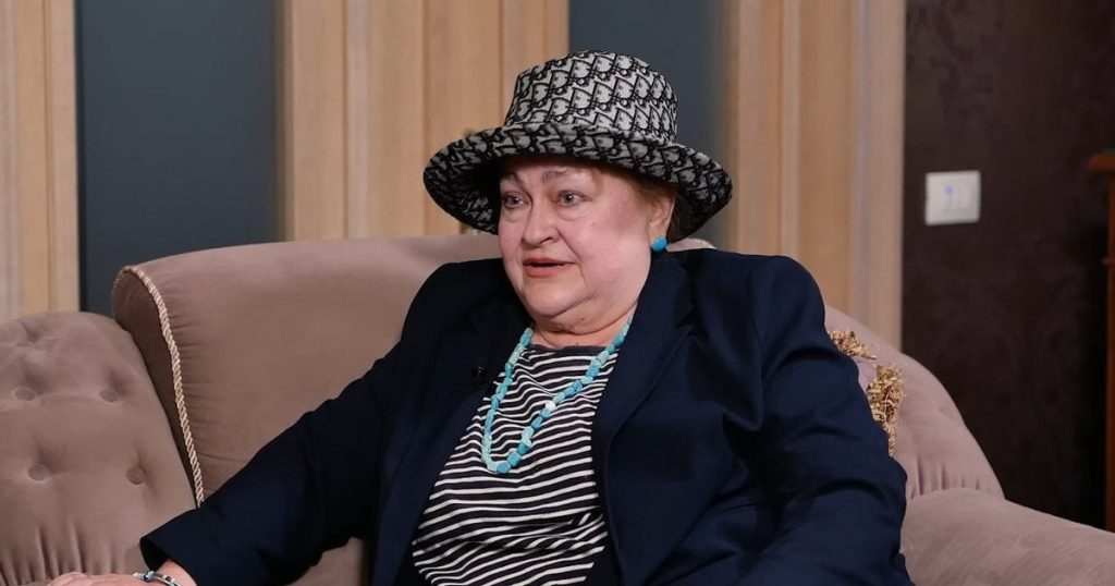 Ніна Набока В Молодості: Ранній Період Життя, Особистість і Початок Кар'єри