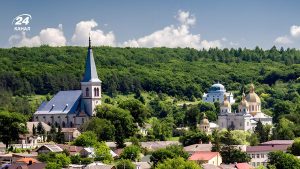 Чому костел Святого Антонія у Струсові називають архітектурною перлиною Тернопільщини