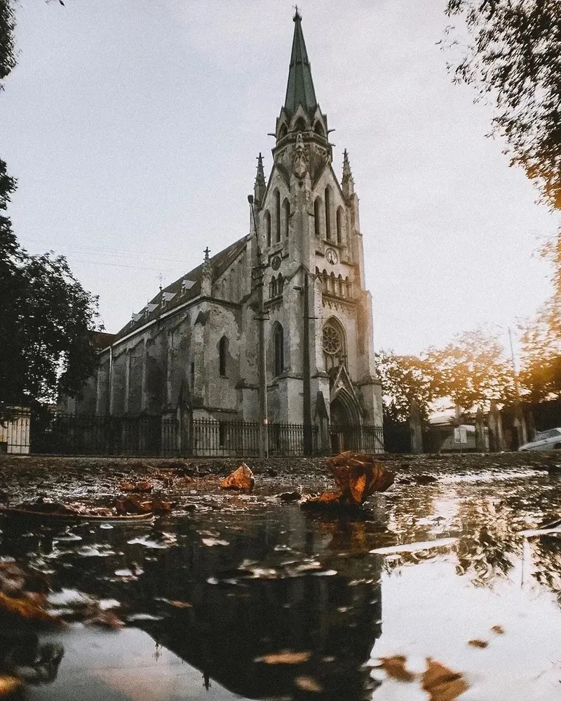 Костел Найсвятішого Серця Ісуса / фото n_a_z_a_r_i_u_s_