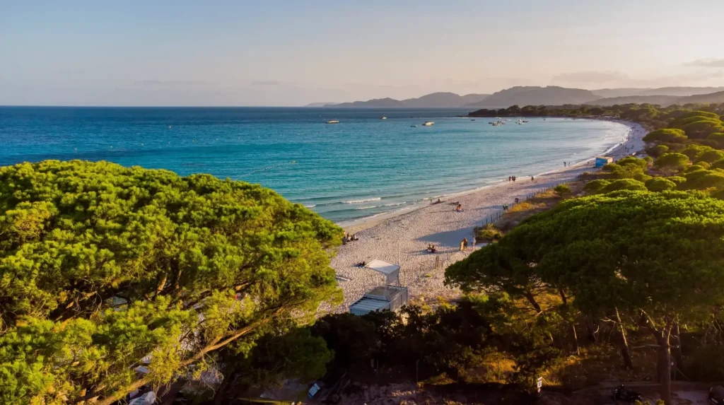 Plage de Palombaggia на острові Корсика